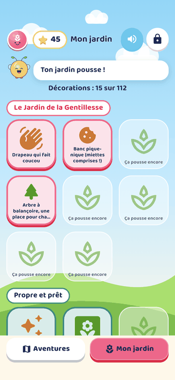 Mon jardin dans Deenlumo : 15 décorations sur 112, dont un drapeau qui fait coucou, un banc pique-nique et un arbre à balançoire dans la rangée du Jardin de la Gentillesse.
